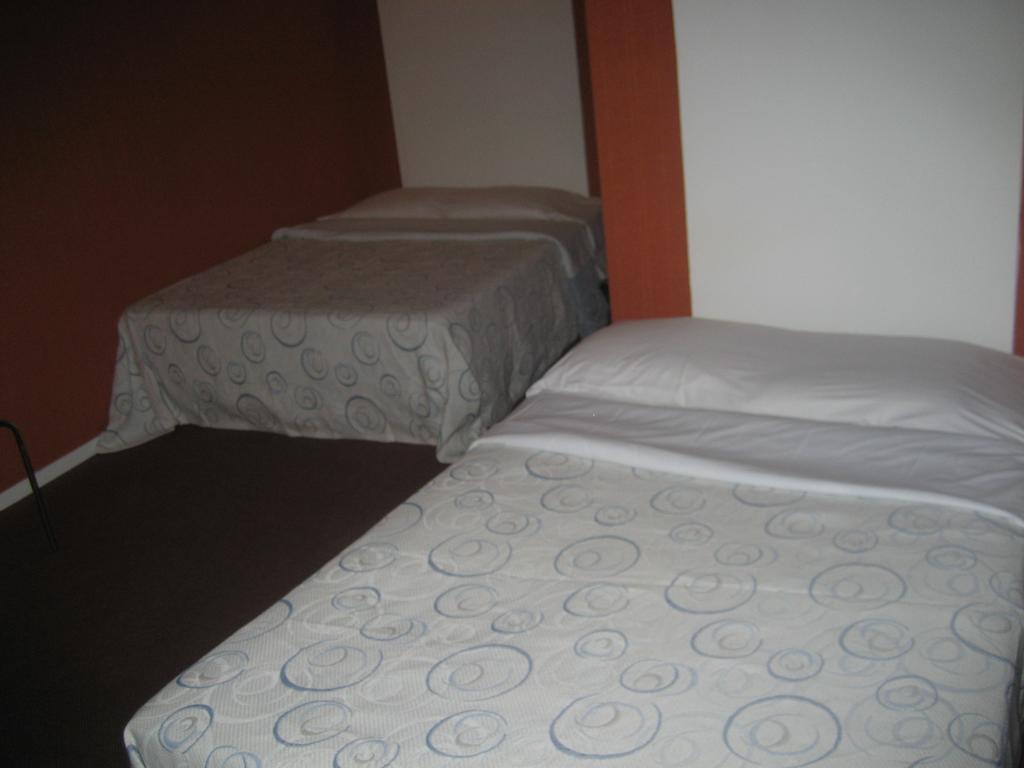 Hotel Meteore Paris Room photo
